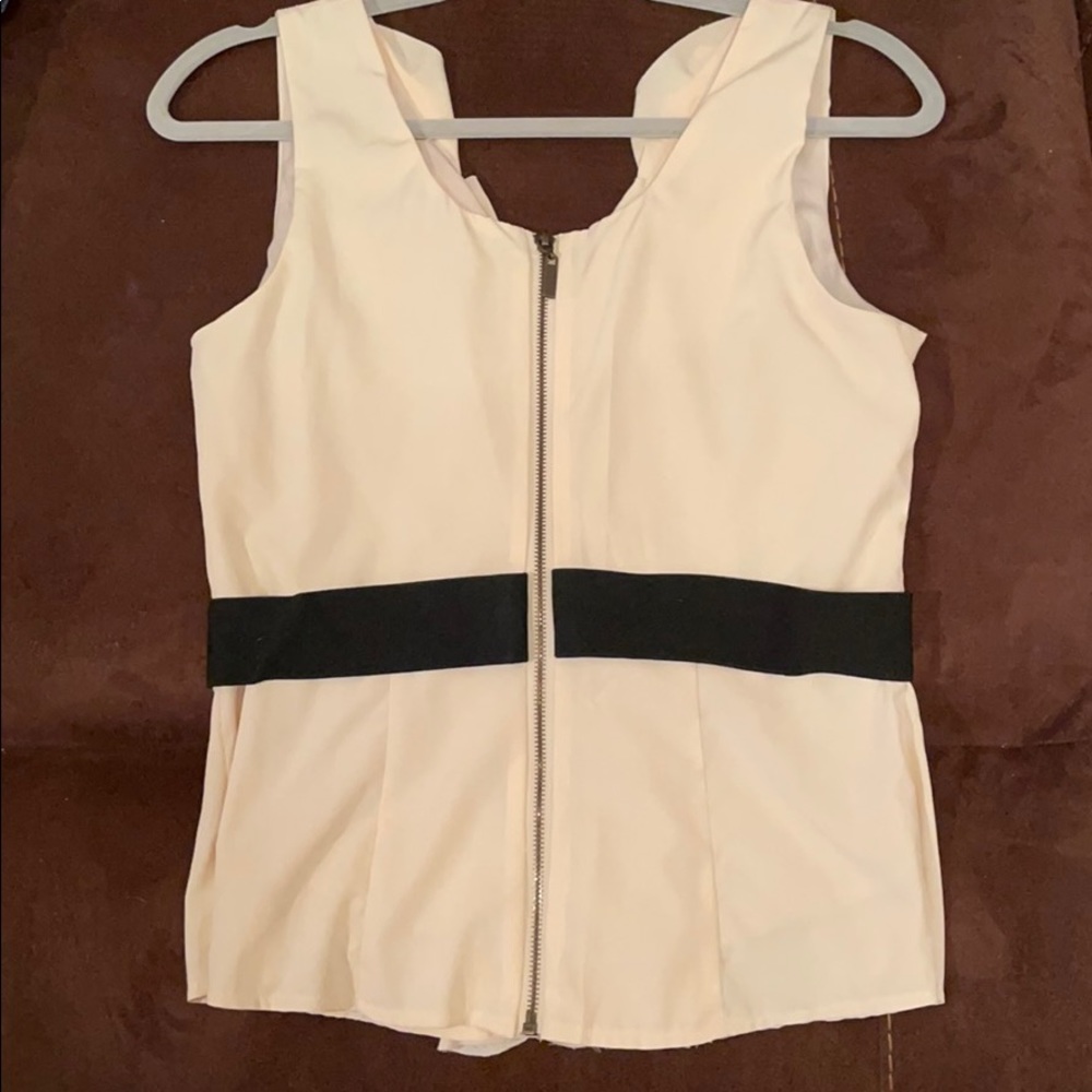 Blouse - Picture 2 of 4